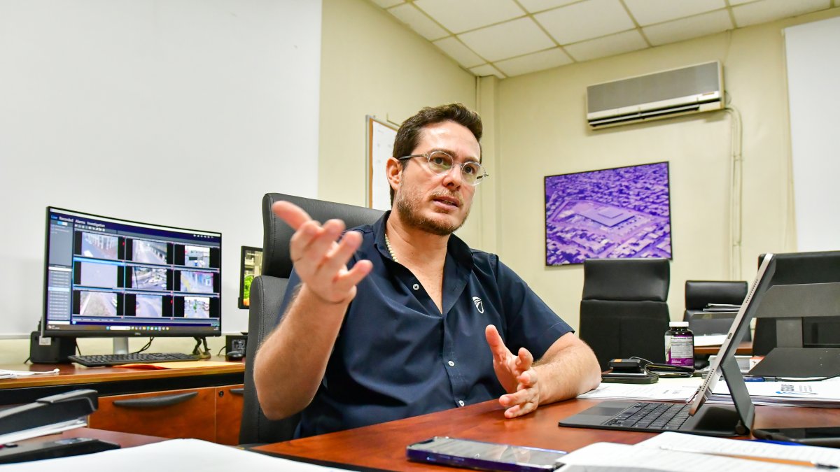 Cornejo dialoga con EXPRESO.