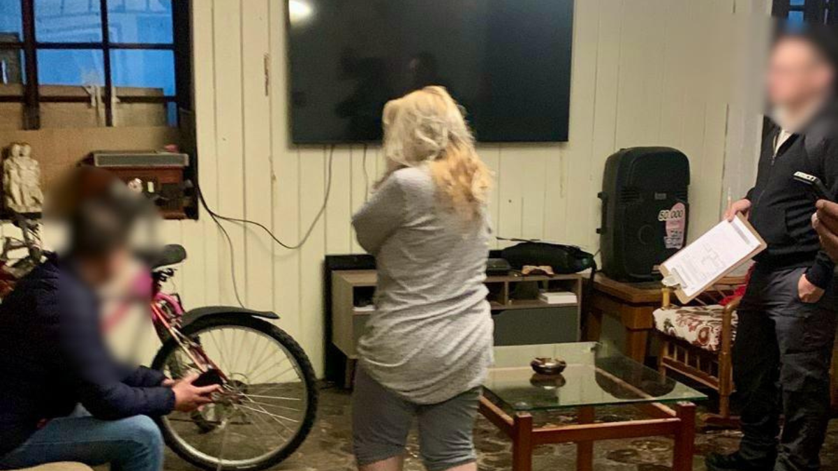 La jueza Nubia Vera durante el allanamiento de hoy.