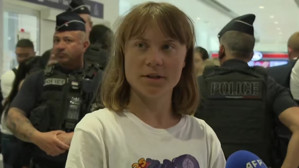 Activista Greta Thunberg fue deportada por Israel tras intentar llevar ayuda a Gaza