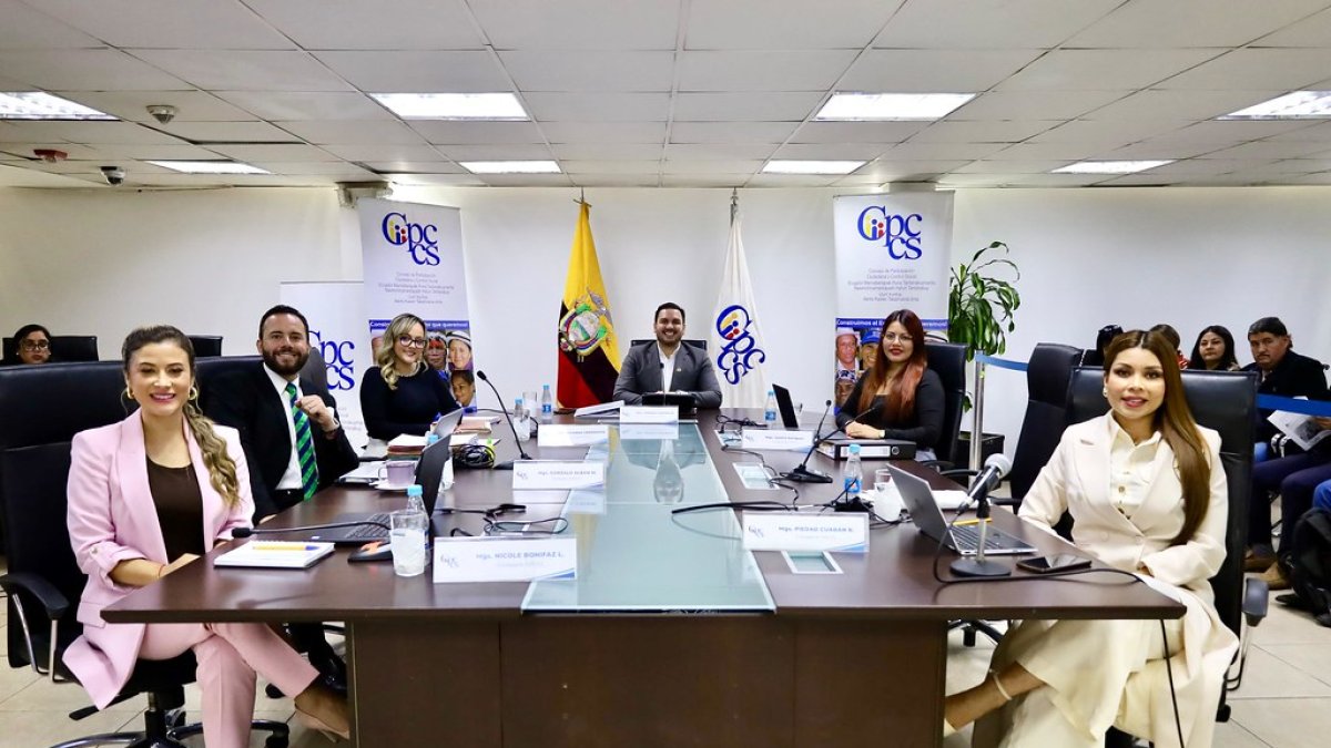 La Coordinación Jurídica recomienda aprobar el informe y fijar un plazo de 48 horas para que los consejeros presenten sus propuestas de reforma