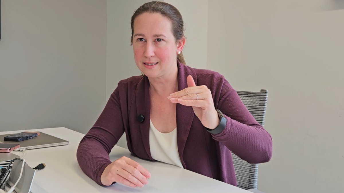 Julia Yansura es experta en la lucha contra el lavado de activos y la corrupción.