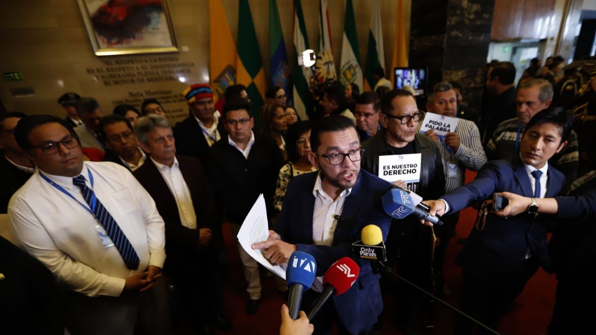 El bloque legislativo de la Revolución Ciudadana ahora tiene 64 asambleístas.