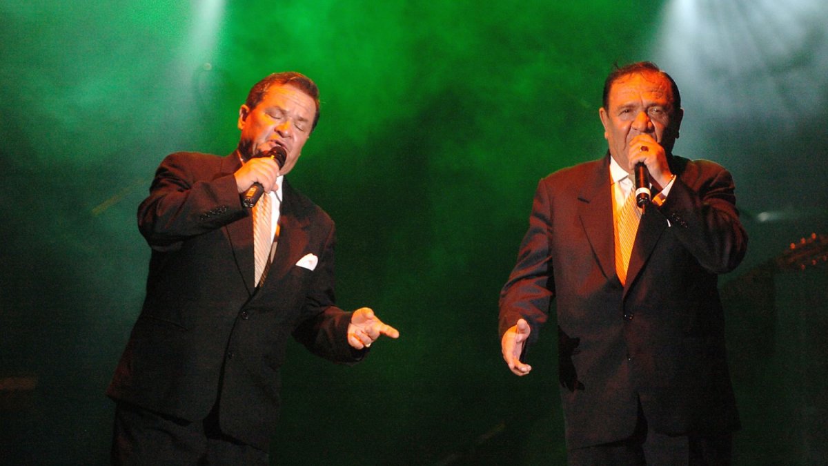 Presentación de los Hermanos Miño Naranjo.