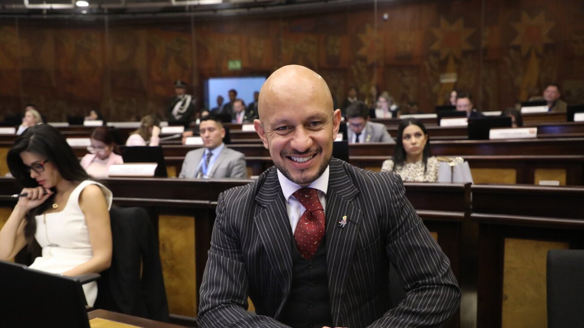 El legislador de ADN, Andrés Castillo, no descartó entrar en el tablero político por la Alcaldía de Quito.