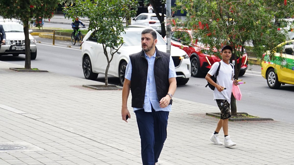 Aquiles Álvarez, alcalde de Guayaquil, llega a Quito para la audiencia del caso Triple A.