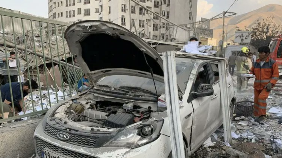 Israel ejecuta un ataque aéreo masivo sobre instalaciones estratégicas en Irán