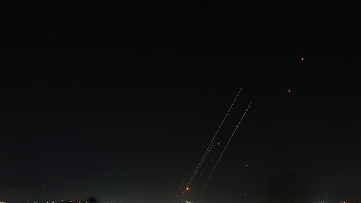 Imagen de Jerusalén este viernes durante el lanzamiento de misiles de Irán.