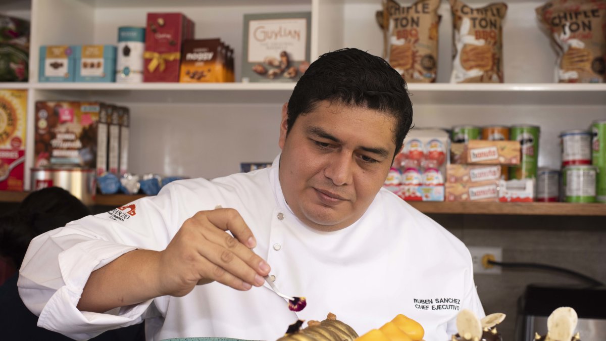 Tras varios años en Guayaquil y Manta, Rubén Sánchez se convirtió en el chef ejecutivo del Club Rancho San Francisco, en la capital.