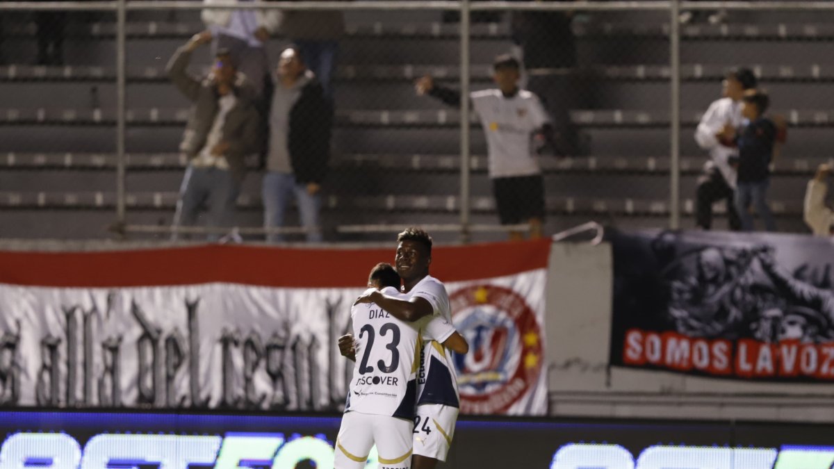 Alejandro Cabeza marcó el gol del triunfo de Liga de Quito.