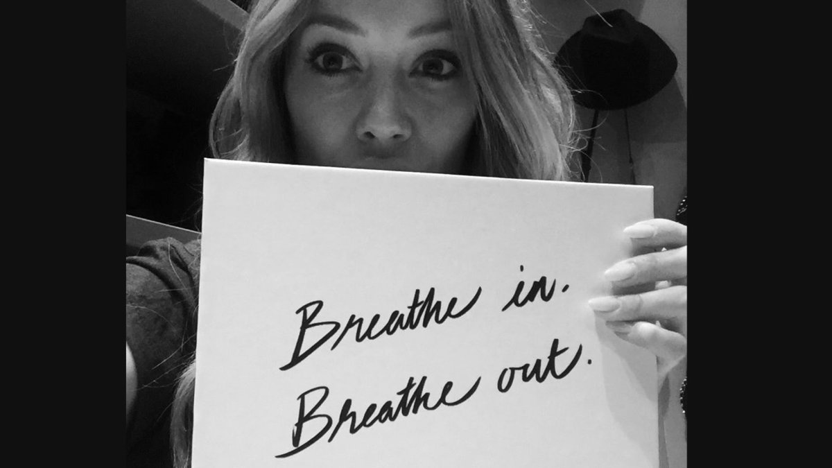 Hilary Duff tiene 37 años.