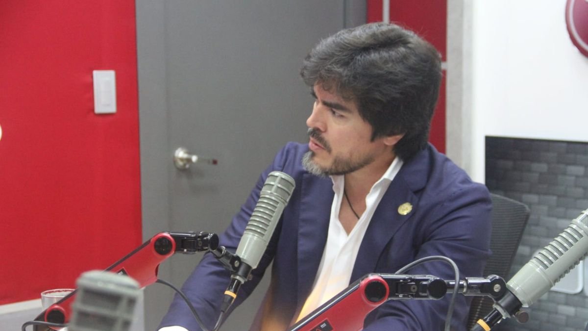 El ministro de Gobierno, José De La Gasca, no descarta el envío de más reformas parciales a la Asamblea Nacional.