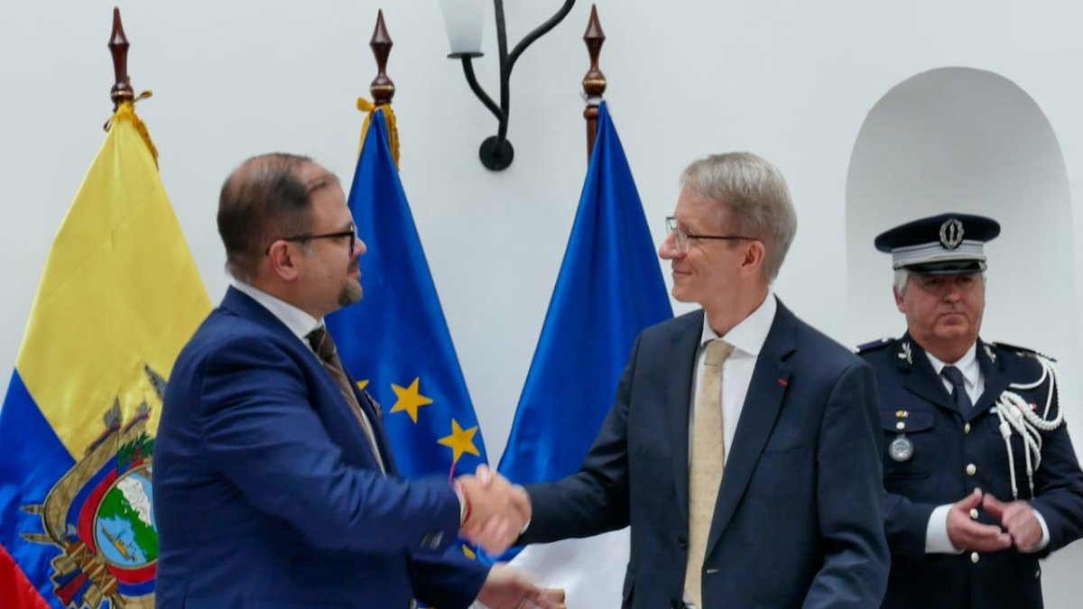 El Gobierno de Francia realizó donación de equipamiento de seguridad con el objetivo de fortalecer a la Policía Nacional en su lucha contra el crimen organizado.