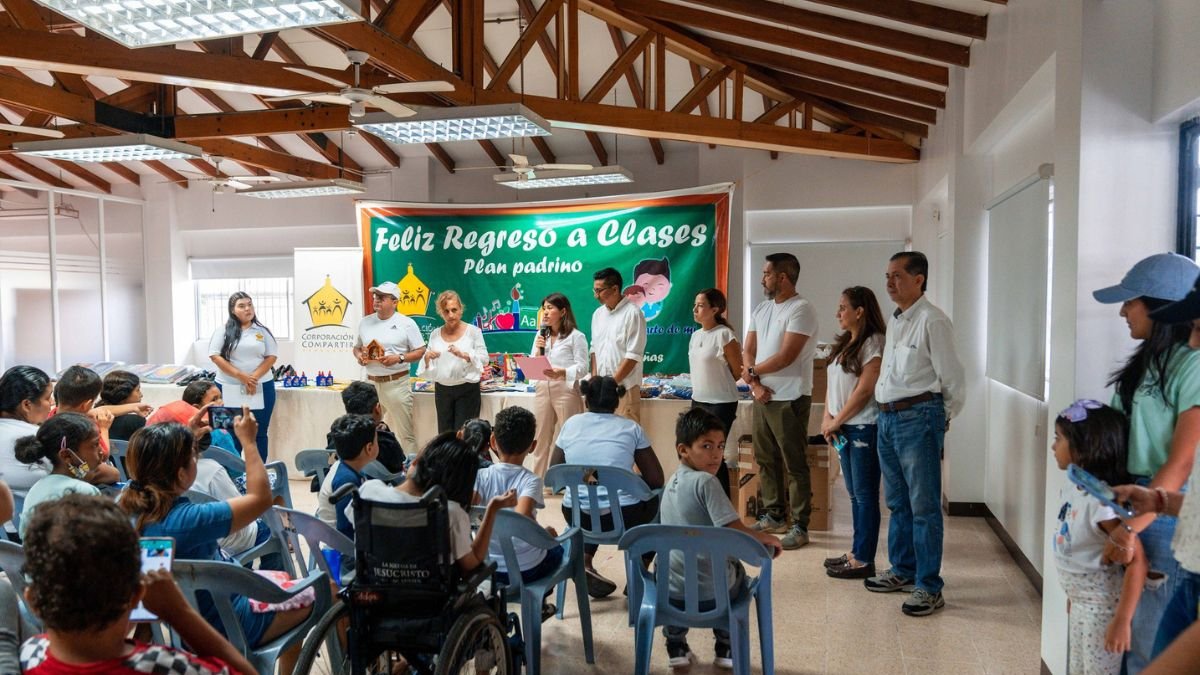 ONG. La Corporación Compartir lleva más de dos décadas trabajando por las familias del noroeste de Guayaquil con proyectos de educación, salud, alimentación y vivienda digna.