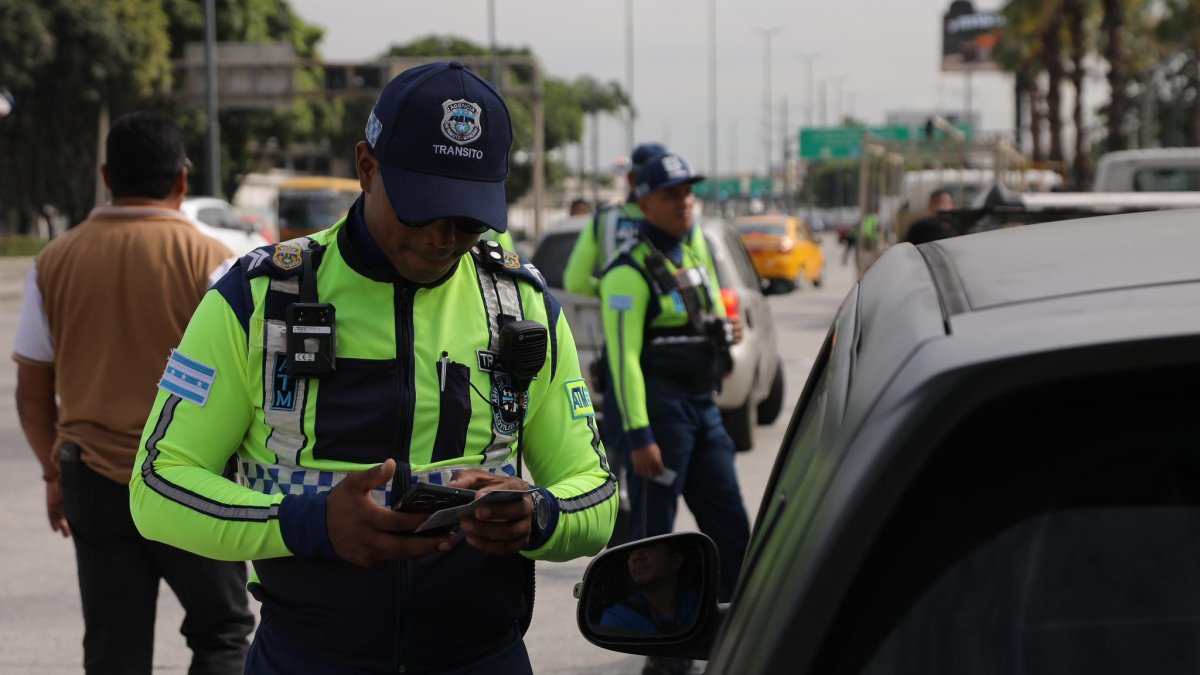 Desde hace meses, la ATM ejecuta controles en la vías para regular el tránsito. Sin embargo, la ciudadanía asegura que estos deben ser más seguidos para cambiar el comportamiento de los infractores.