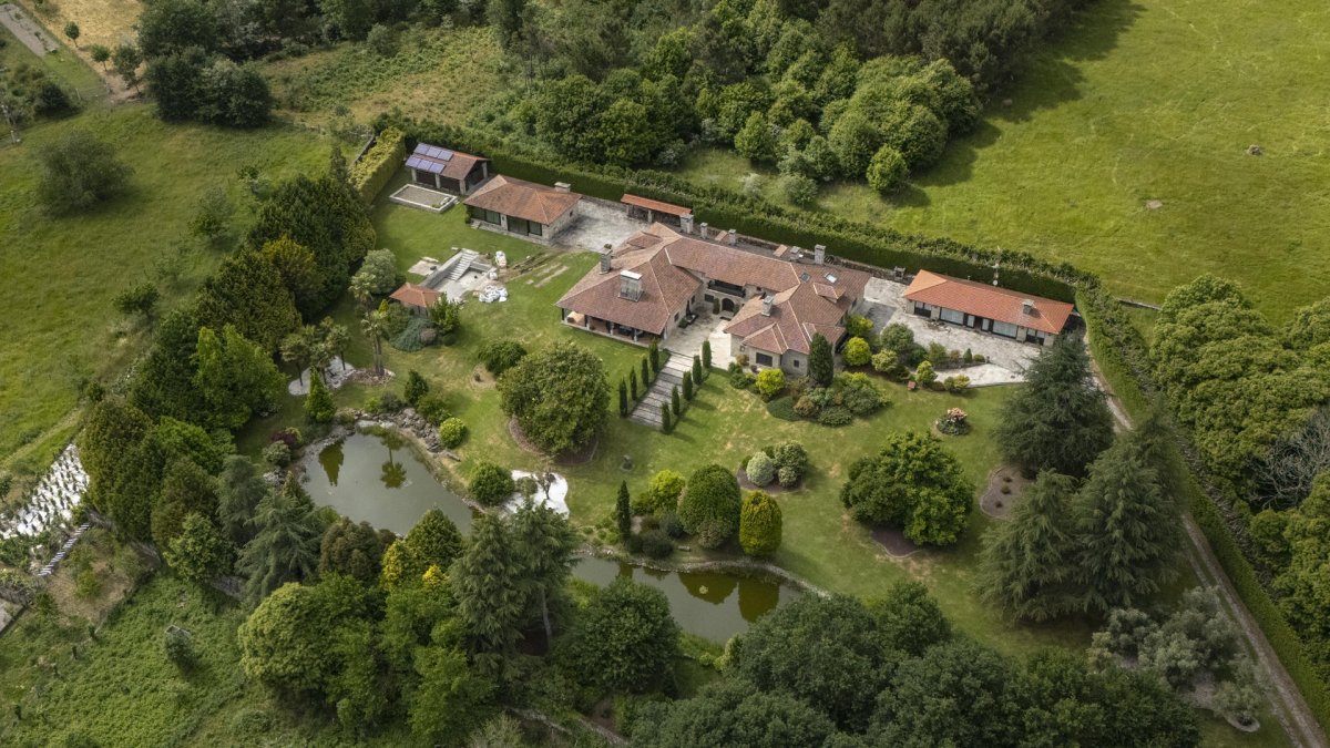 Vista aérea de la vivienda que ha comprado Julio Iglesias en Piñor (Ourense).