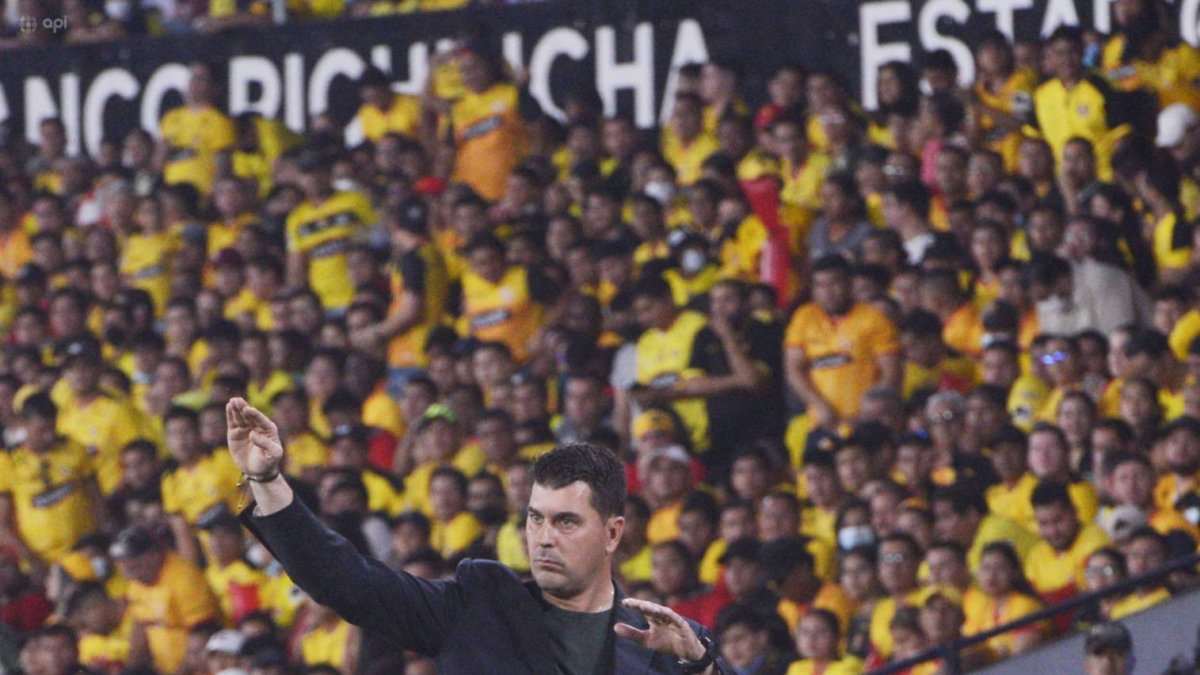 Ismael Rescalvo estuvo presente e Emelec por 4 temporadas