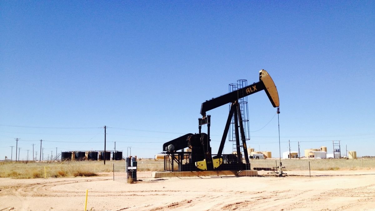 El Banco Central del Ecuador (BCE) pronostica que el precio del petróleo ecuatoriano promediará $ 57 por barril en 2025