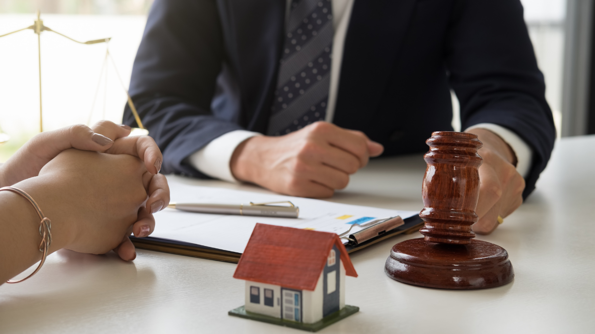 El embargo es una medida de cobro usada por varias entidades en el Ecuador