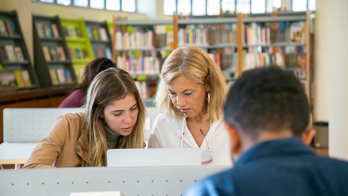 Las universidades ecuatorianas comienzan a perfilarse como referentes regionales en la implementación ética de la inteligencia artificial