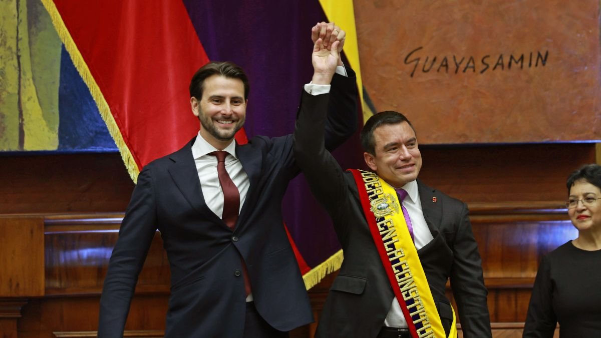 El 24 de mayo del 2025, Daniel Noboa fue posesionado por Niels Olsen, su coideario. En la Asamblea, ADN ha alcanzado una mayoría para aprobar proyectos.