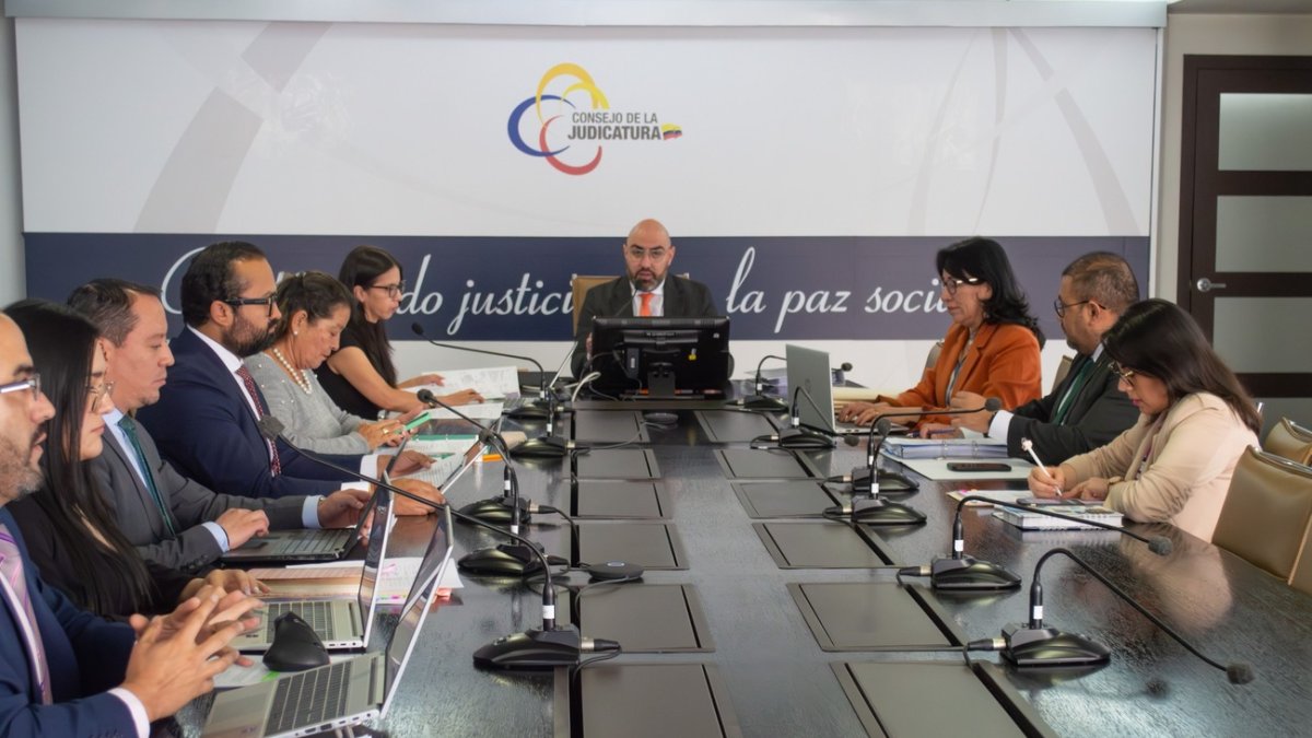 El Consejo de la Judicatura se conforma con cinco vocales pero actualmente están en funciones tres de ellos.
