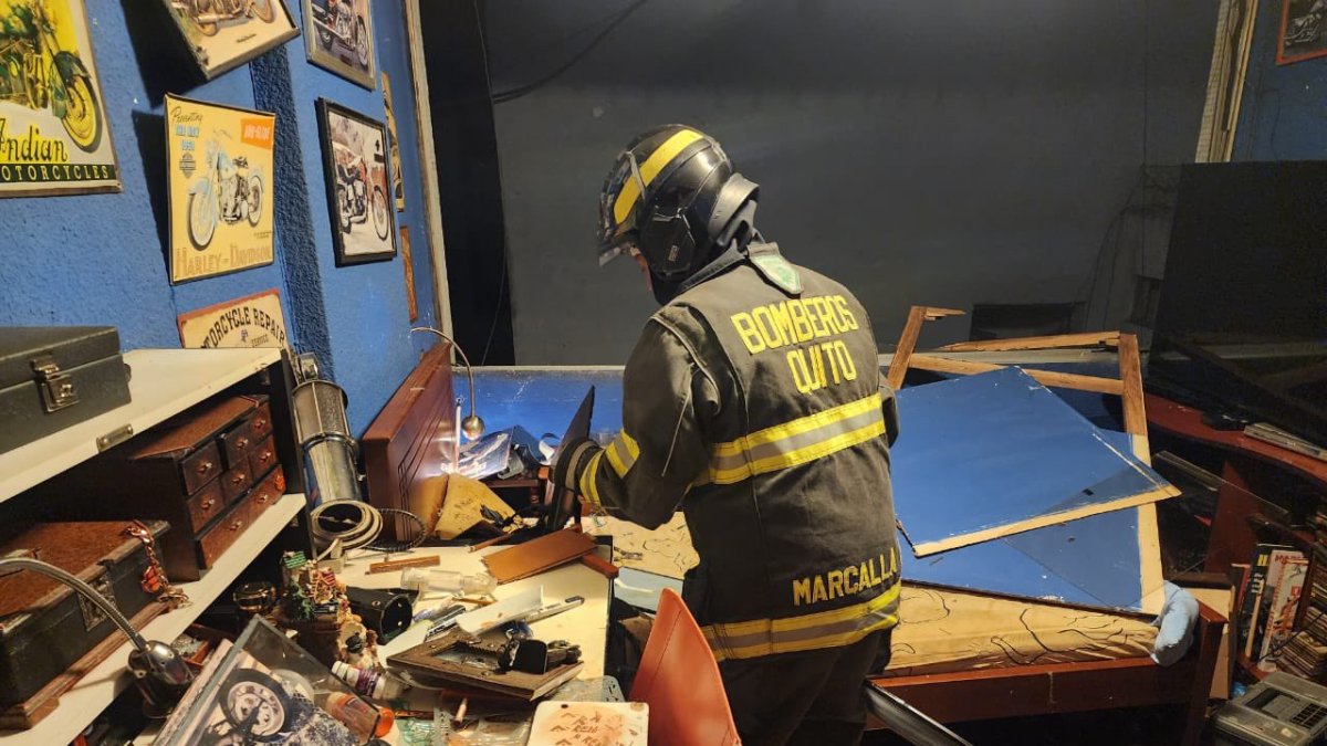 Una de las habitaciones resultó afectada por la deflagración.