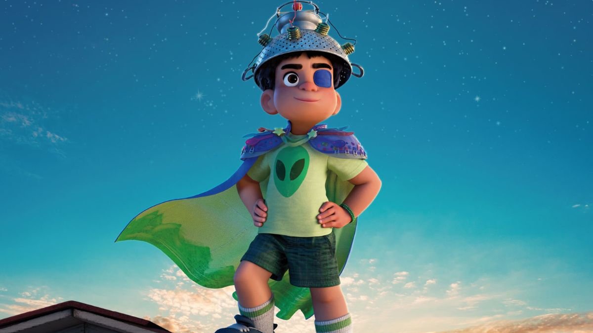 Elio estuvo programada para ser estrenada en cines en los Estados Unidos el 1 de marzo de 2024.​