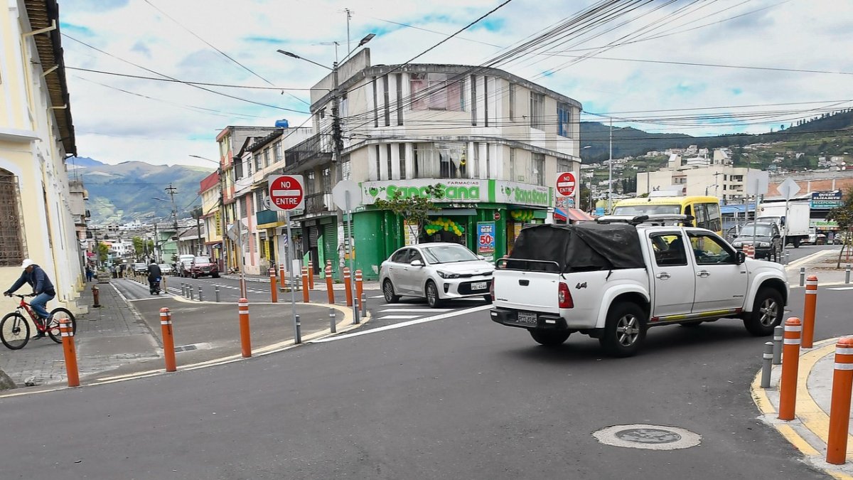 Los cielos nublados prevalecerán en Quito y se pronostican lluvias.