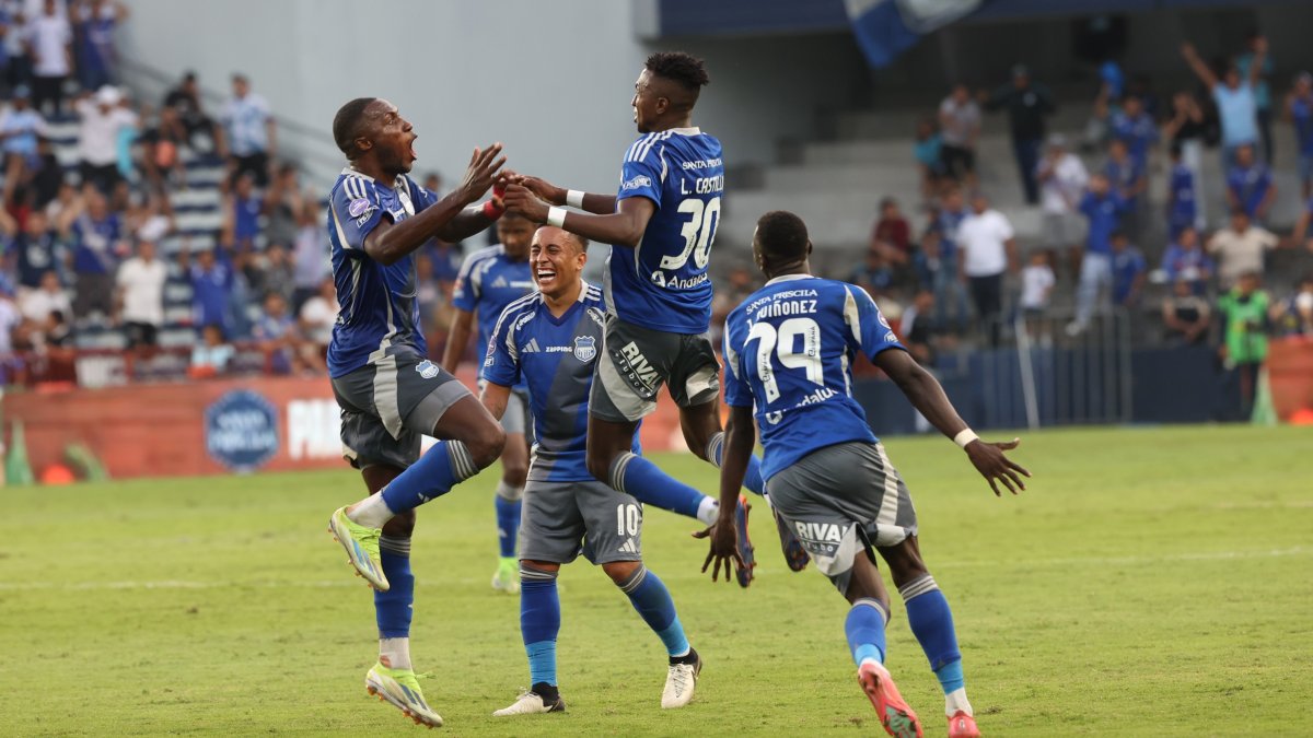 Emelec está obligado a ganar para no bajarse de la pelea por la Copa Sudamericana 2026.