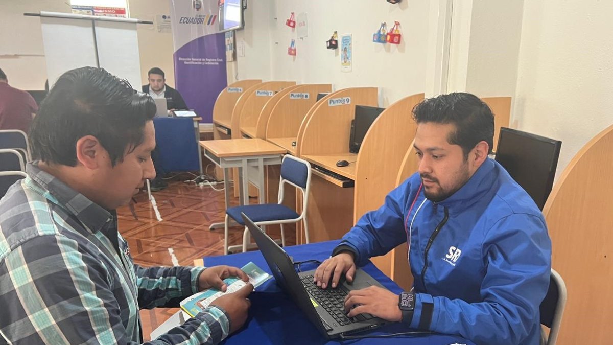 Referencial. SRI fiscaliza a 1.500 arrendadores por posible evasión de impuestos