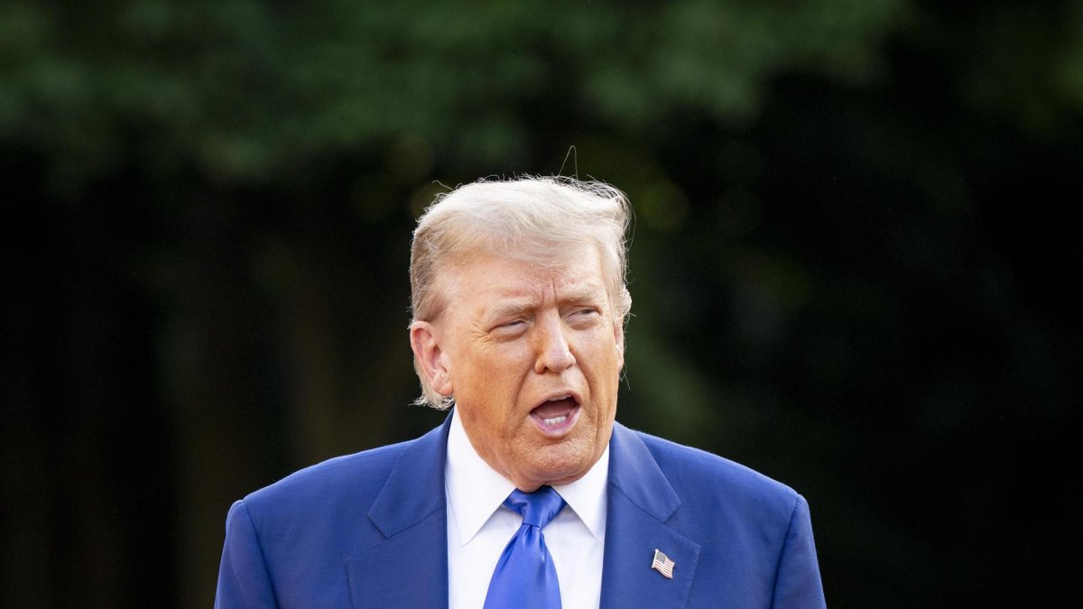 El congresista republicano Buddy Carter pidió al Comité del Nobel considerar a Trump como opción para recibir el premio