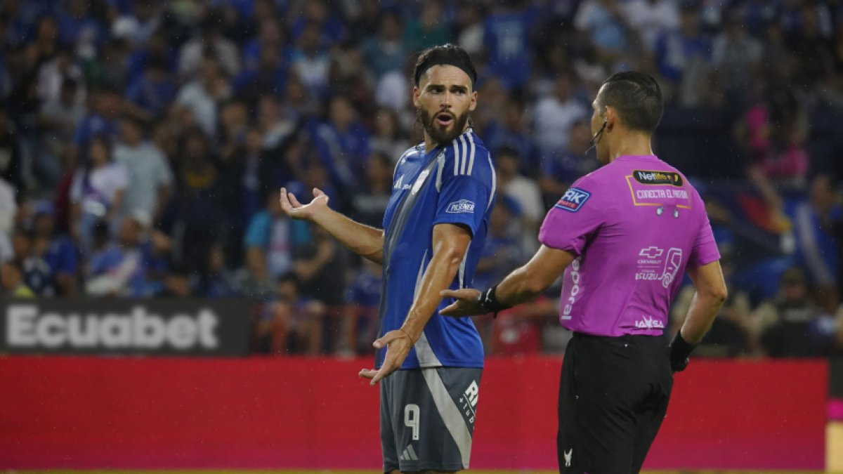 Facundo Castelli estuvo gran parte de la temporada lesionado con Emelec