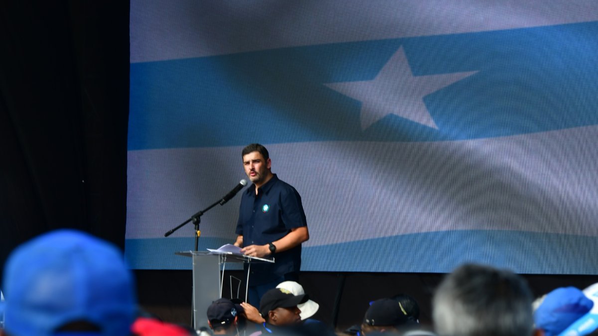 Álvarez acusó a la Fiscalía de construir un caso sin pruebas: “¿Dónde está el dinero? ¿Dónde los tanqueros? Yo no soy mago”.