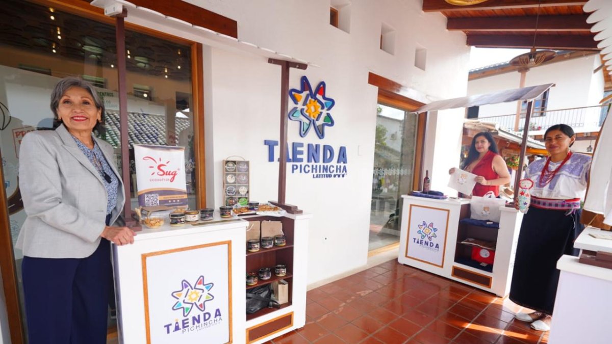 60 emprendedores están en la tienda Pichincha.