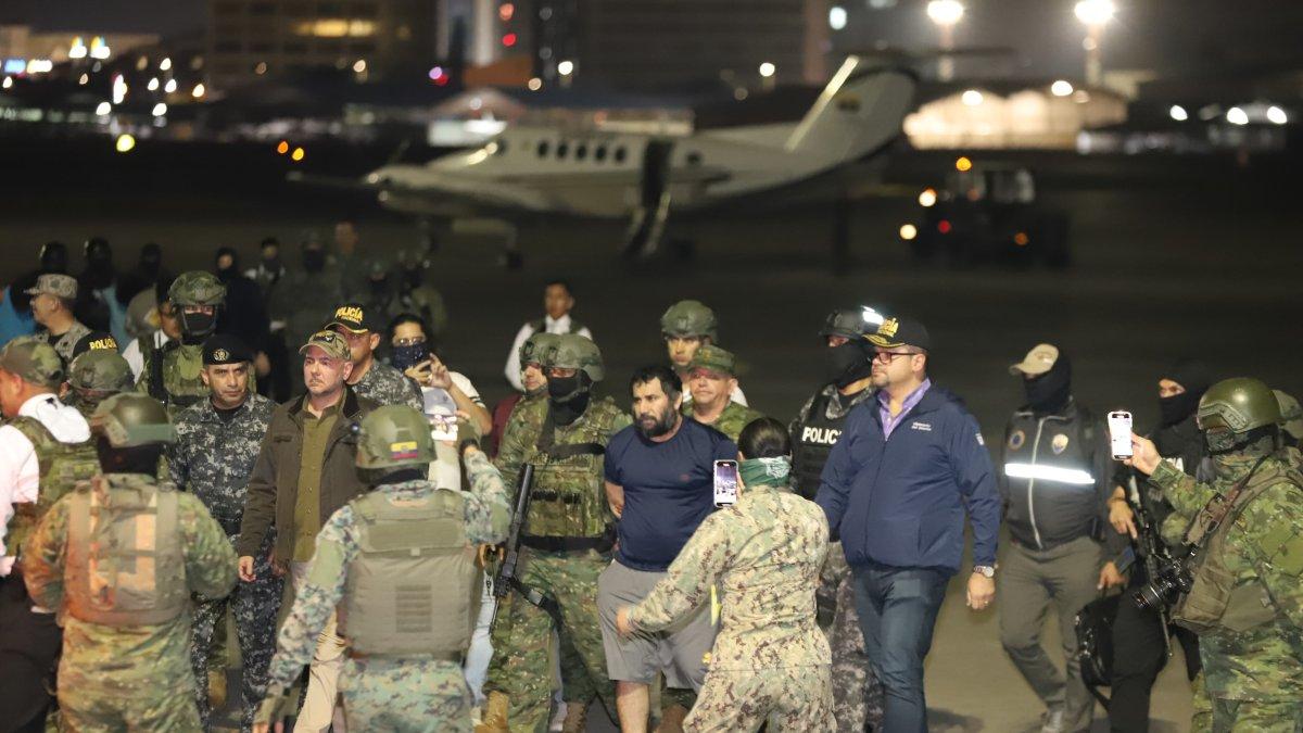 Alias Fito llega a Guayaquil escoltado por fuerzas del Bloque de Seguridad.