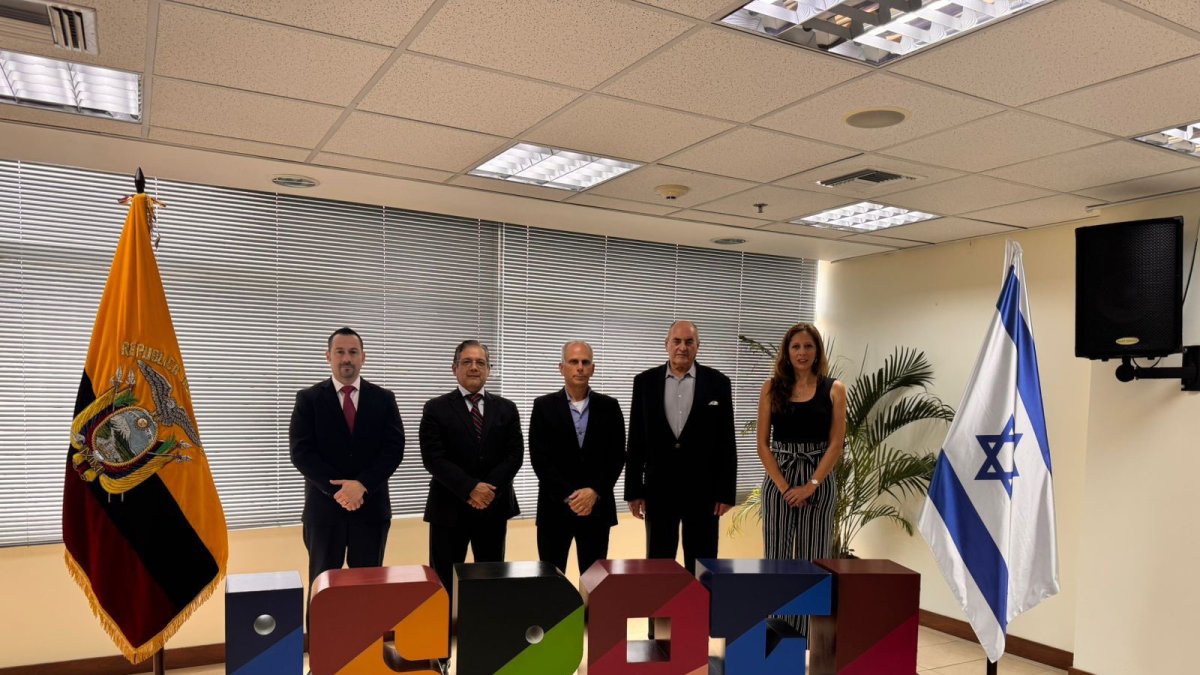 Esta reapertura se produce tras el anuncio de Israel de la reapertura de su espacio aéreo el lunes 23 de junio