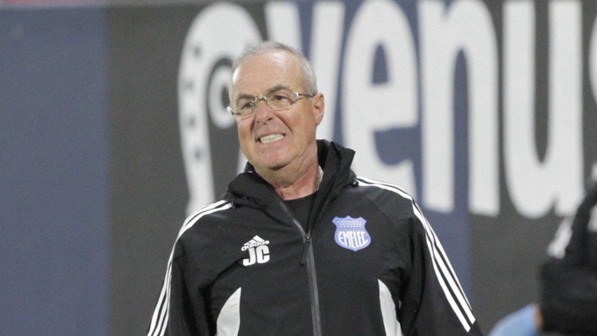 Célico ganó el 35,29% de puntos en los 17 partidos que dirigió a Emelec en la LigaPro 2025.