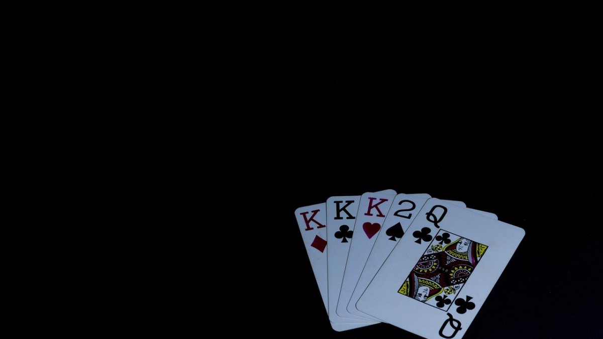 Leer correctamente los rangos post-flop es clave para tomar mejores decisiones en cada partida de póker.