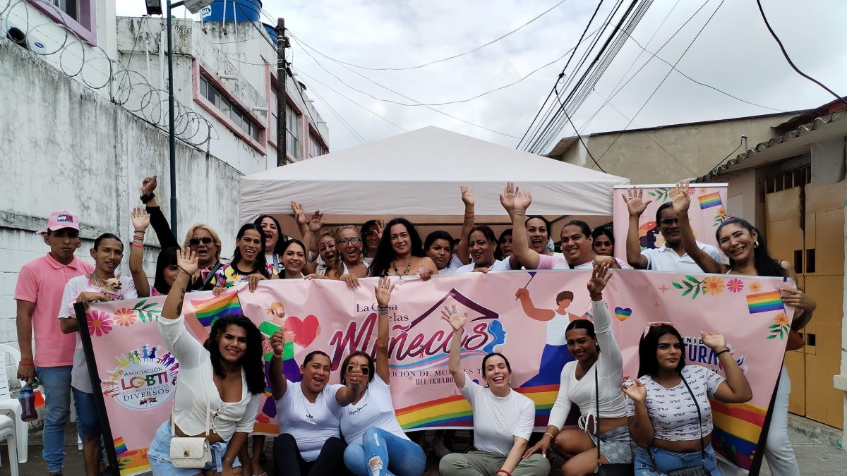 La Casa de las Muñecas y otros espacios inclusivos resisten más allá del Orgullo, pero no dan abasto todo el año