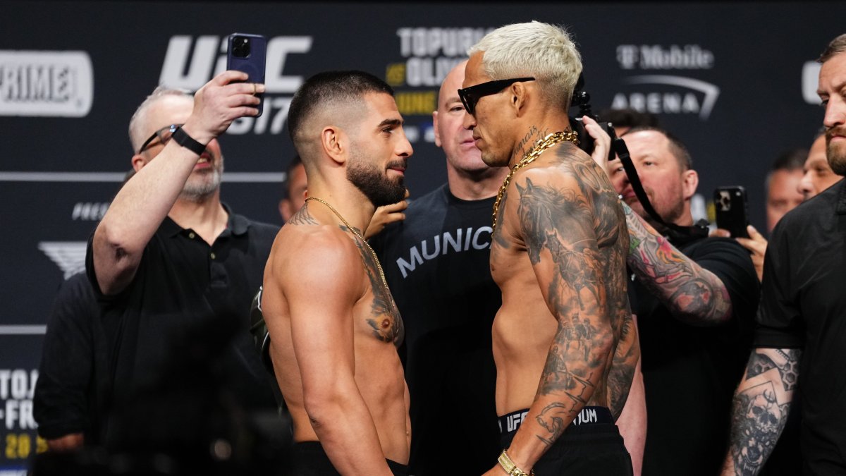 Ilia Topuria y Charles Oliveira se miden en UFC317.