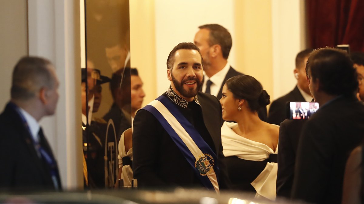 Fotografía de archivo del presidente de El Salvador, Nayib Bukele, en San Salvador.