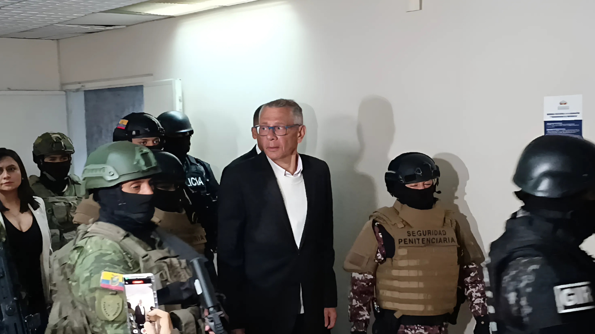 Jorge Glas es sentenciado a 13 años de cárcel.