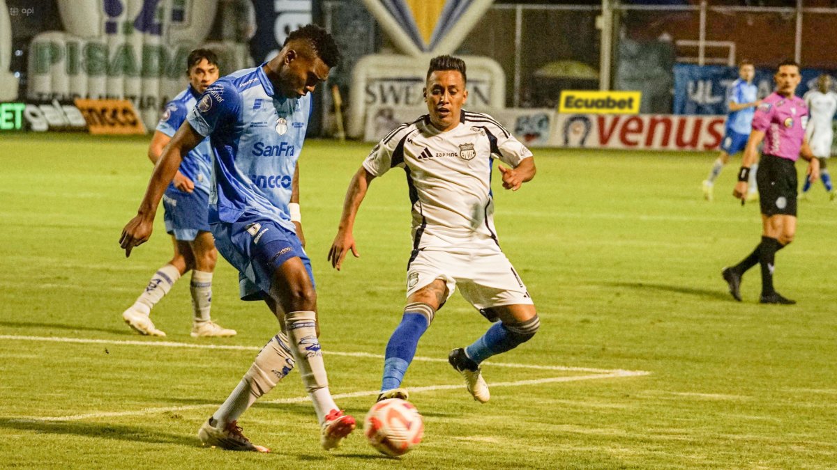 El 1-1 ante Macará, fue el tercer empate consecutivo de un Emelec que permanece en la zona comprometida con el descenso, en el puesto 14°.