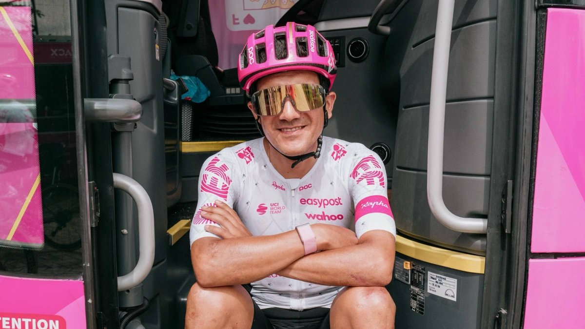Richard Carapaz se encuentra en proceso de recuperación.