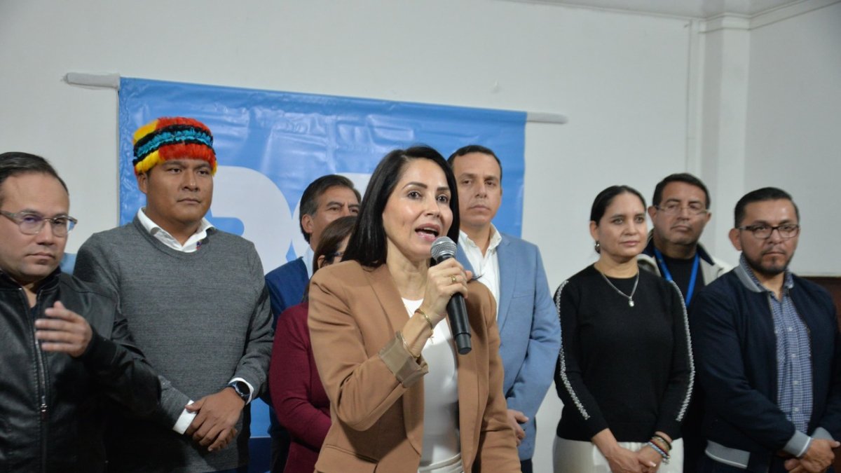 La excandidata presidencial Luisa González reaccionó al testimonio de Daniel Salcedo sobre asesinato de Fernando Villavicencio.