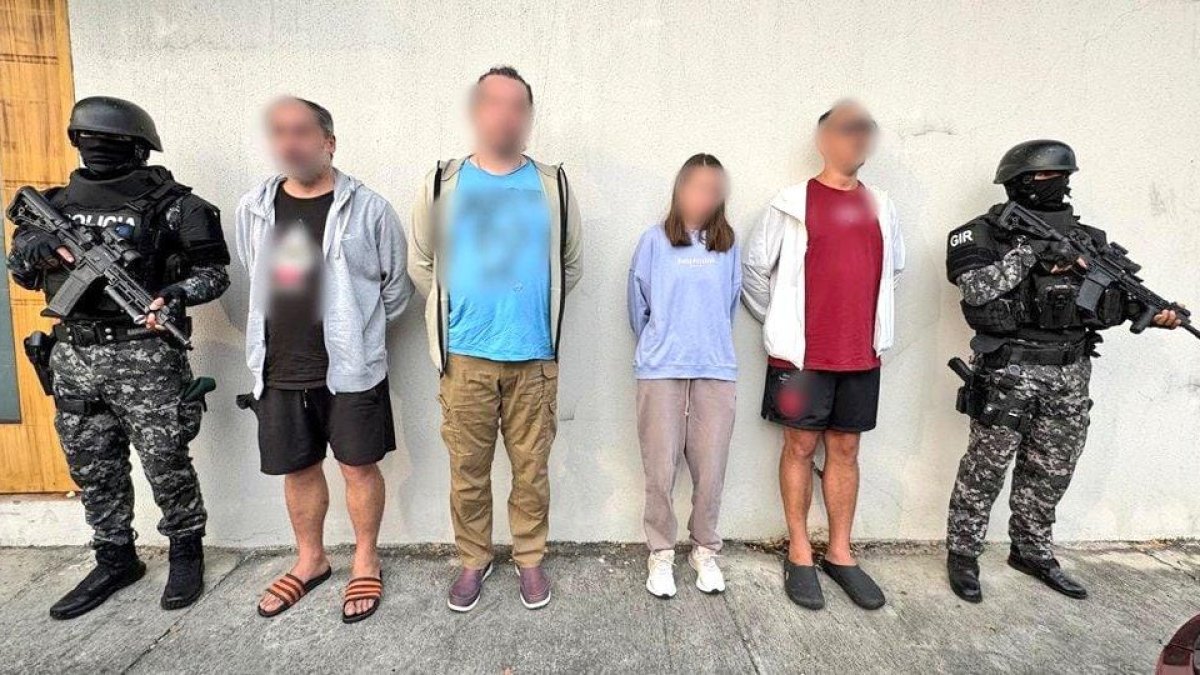 Ciudadanos europeos fueron detenidos en una urbanización privada en la parroquia La Aurora, en el cantón Daule.