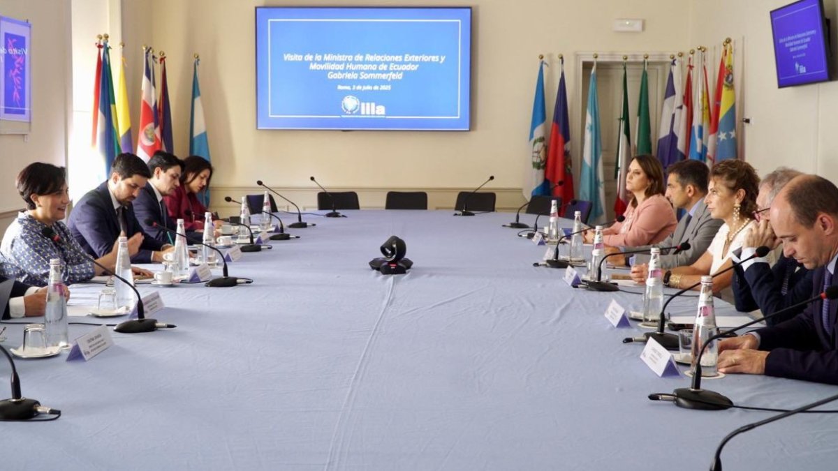 Cavallari habló con Sommerfeld sobre programas contra el crimen.