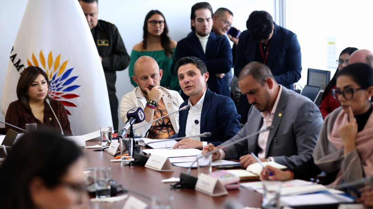 La Comisión de Seguridad de la Asamblea recibió al edil Wilson Merino.