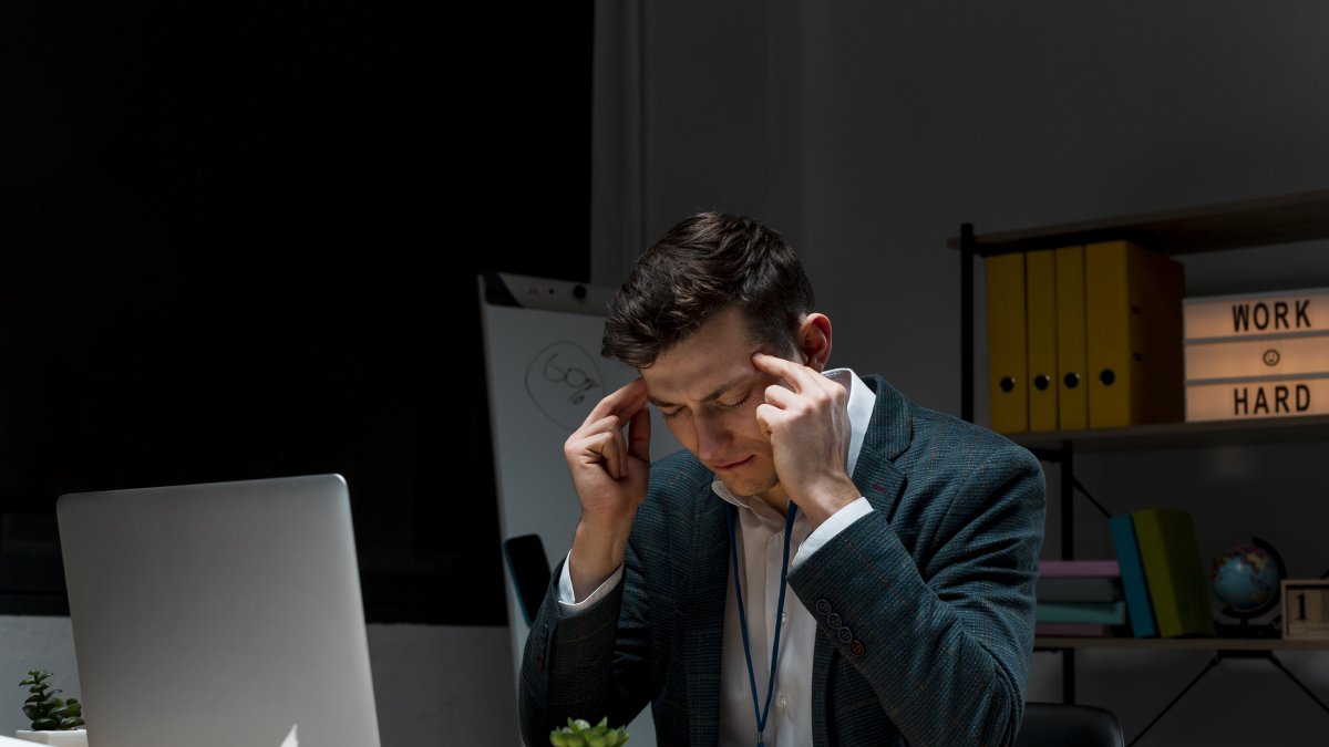 ¿Usas ChatGPT para todo? Cuidado: podría estar debilitando tu pensamiento crítico.