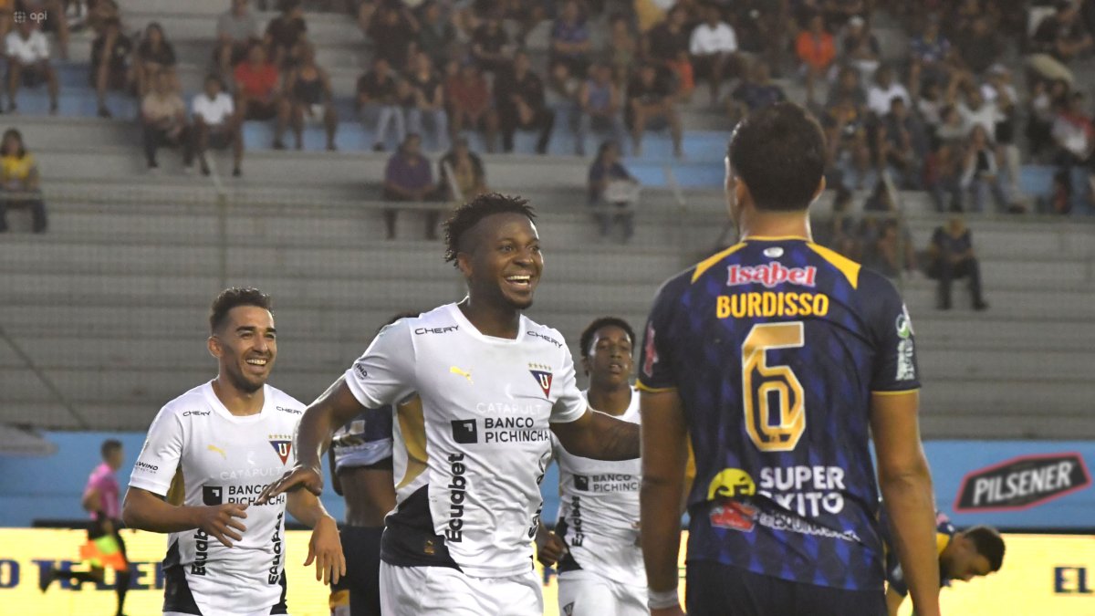 Michael Estrada fue la figura de Liga de Quito al marcar un triplete.